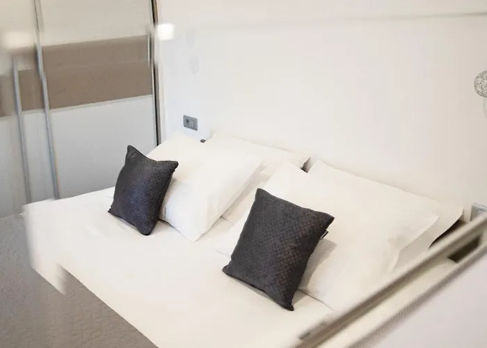 Apartament Stela - Private Terrace & Parking *